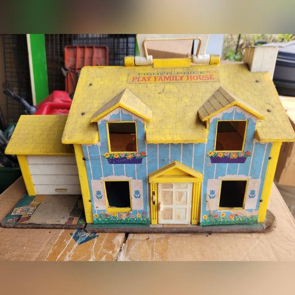Fisher-Price Play Family House